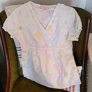 Floral Embroidered Koi Scrub Top Medium